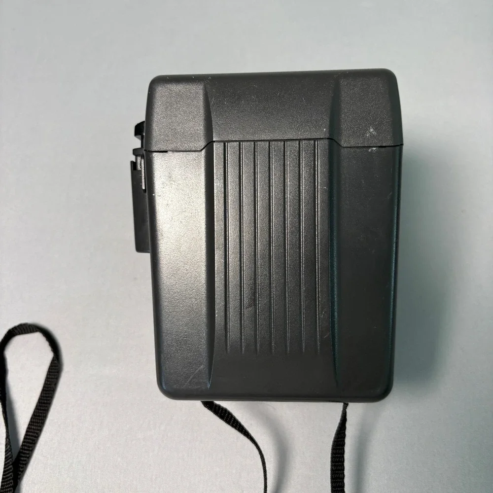 Polaroid OneStep CloseUp 600 Series Instant Film Camera Black/Manual Untested